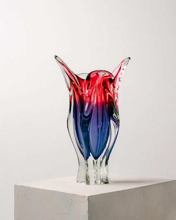 Jarrón Escultórico Tulipán Vidrio de Murano Sommerso