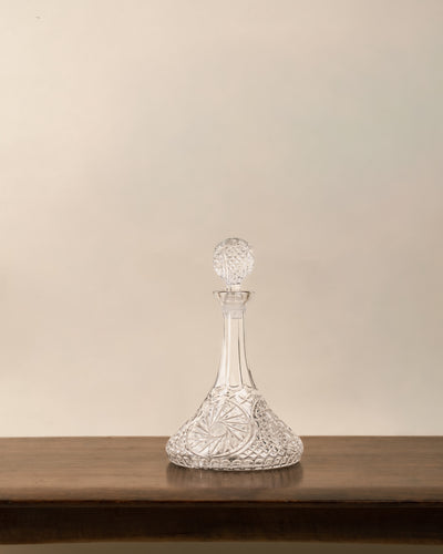 Decantador de Vino Victoriano en Cristal Tallado