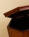 Enfriador de Vino Prisma Geométrico Madera de Caoba y Bronce