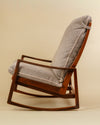 Mecedora Rocker Diseño Danés en Teca y Textil Tweed