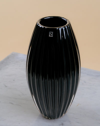 Jarrón Ribbed Fendi en Vidrio de Murano Negro