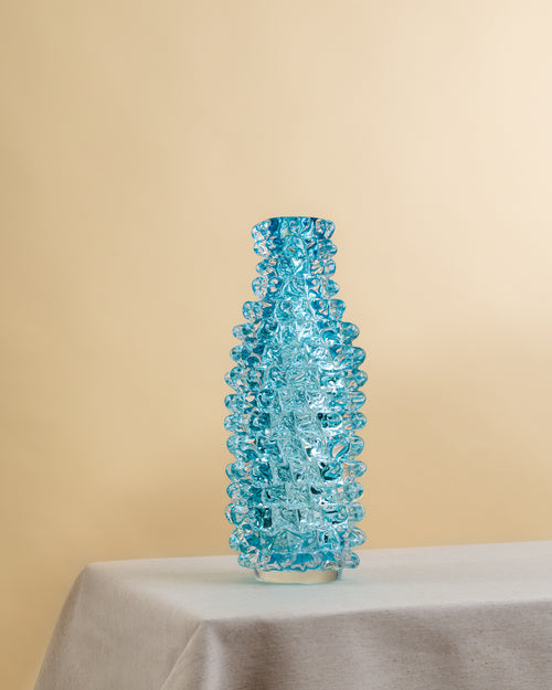 Jarrón Escultórico Rostrato en Cristal Azul de Murano
