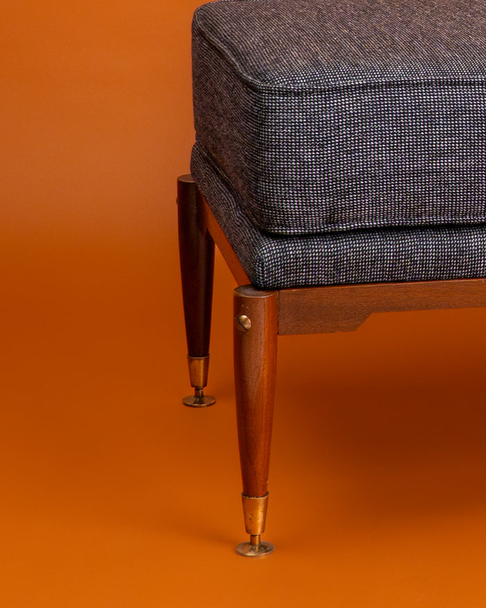 Banco de madera tapizado Mid-Century Modern