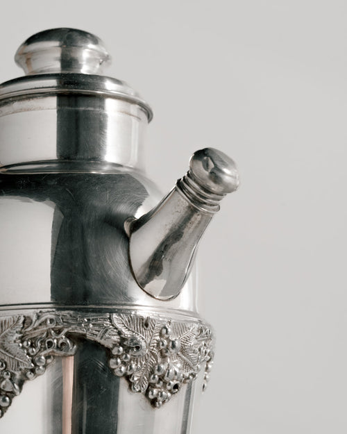 Coctelera Art Decó de alpaca plateada Keystonewear