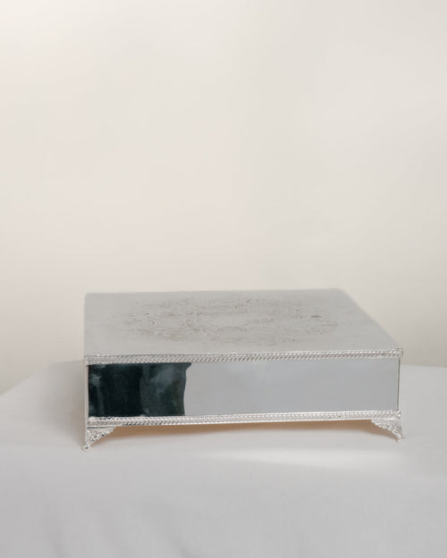 Base cuadrada de alpaca plateada