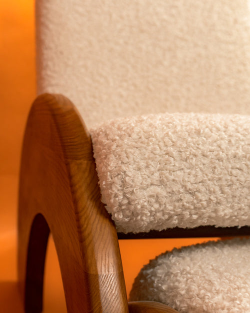 Set de Butacas y Reposapiés "Arco" en Bouclé