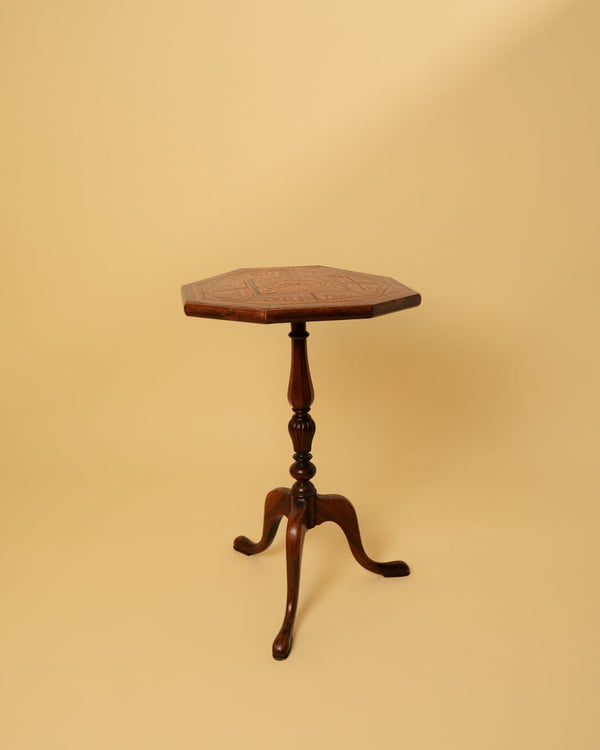 Mesa Auxiliar Octogonal con Marquetería Geométrica