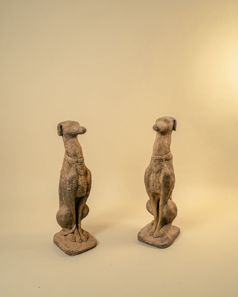 Pareja de Galgos Escultóricos en Piedra Italiana