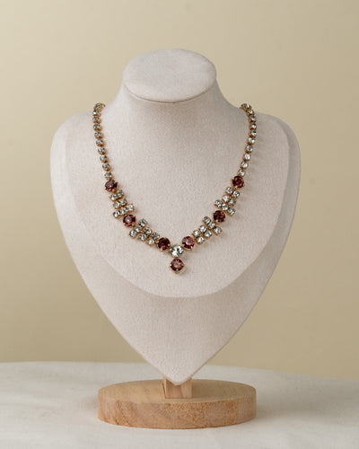 Collar bisoutería piedras moradas