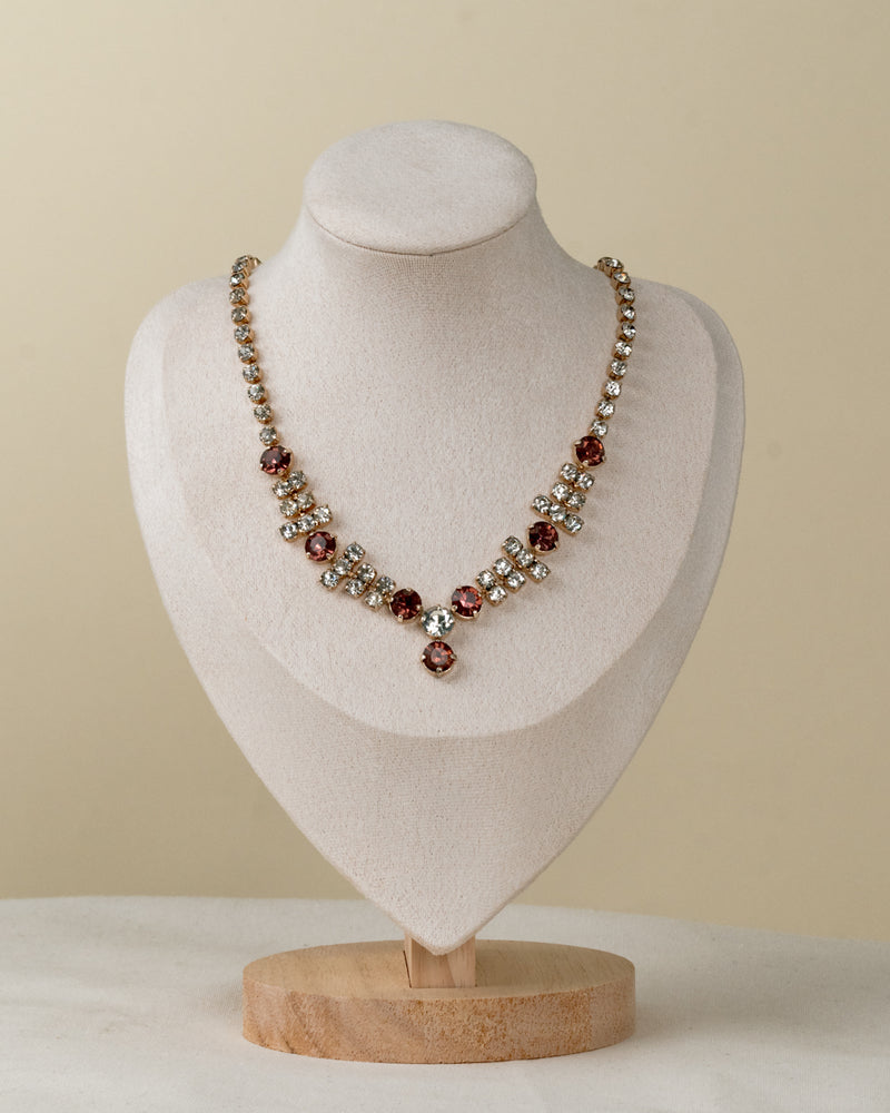 Collar bisoutería piedras moradas