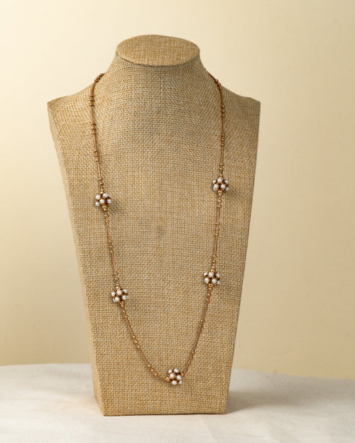 Collar de Estaciones Nudos de Perlas