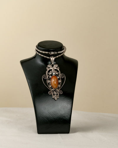 Collar Art Nouveau en Plata y Ámbar