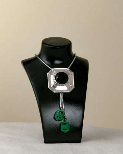 Collar "Arquitectura" Art Déco en Metal y Baquelita Verde