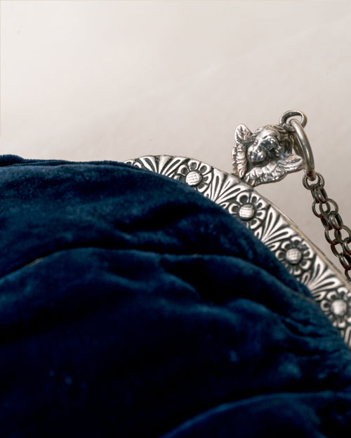Bolso de terciopelo azul y plata, S.XIX
