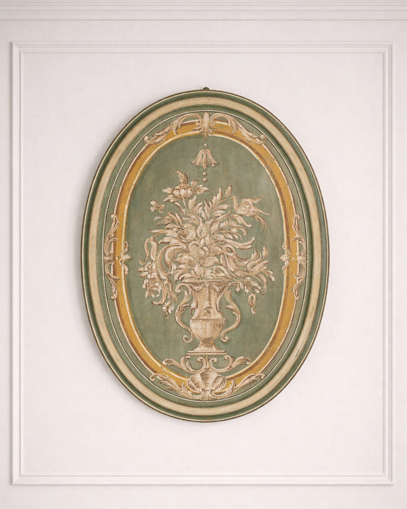 Panel Ovalado de Madera Tallada con Diseño Floral