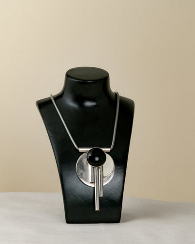 Collar Arquitectónico en Plata y Ónix Negro